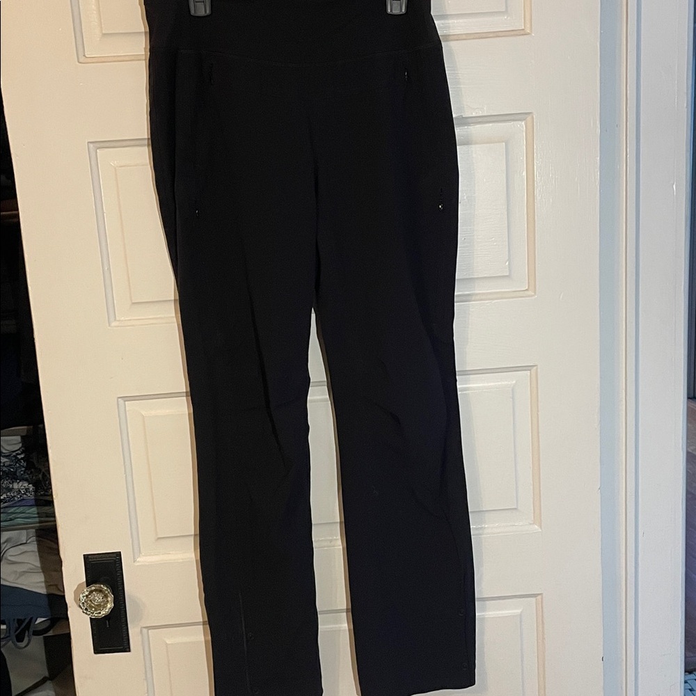 Lululemon winter pants size 8
